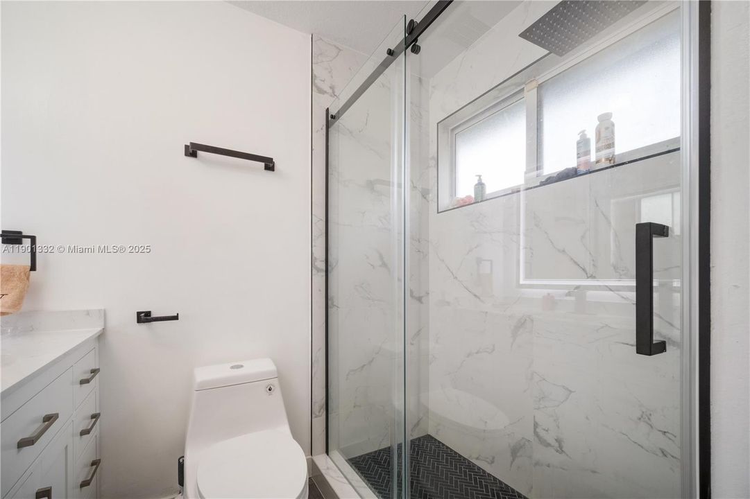 For Sale: $360,000 (3 beds, 2 baths, 1460 Square Feet)