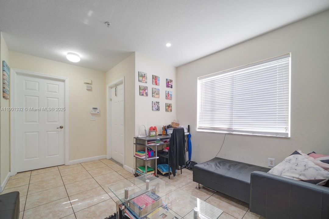 For Sale: $360,000 (3 beds, 2 baths, 1460 Square Feet)