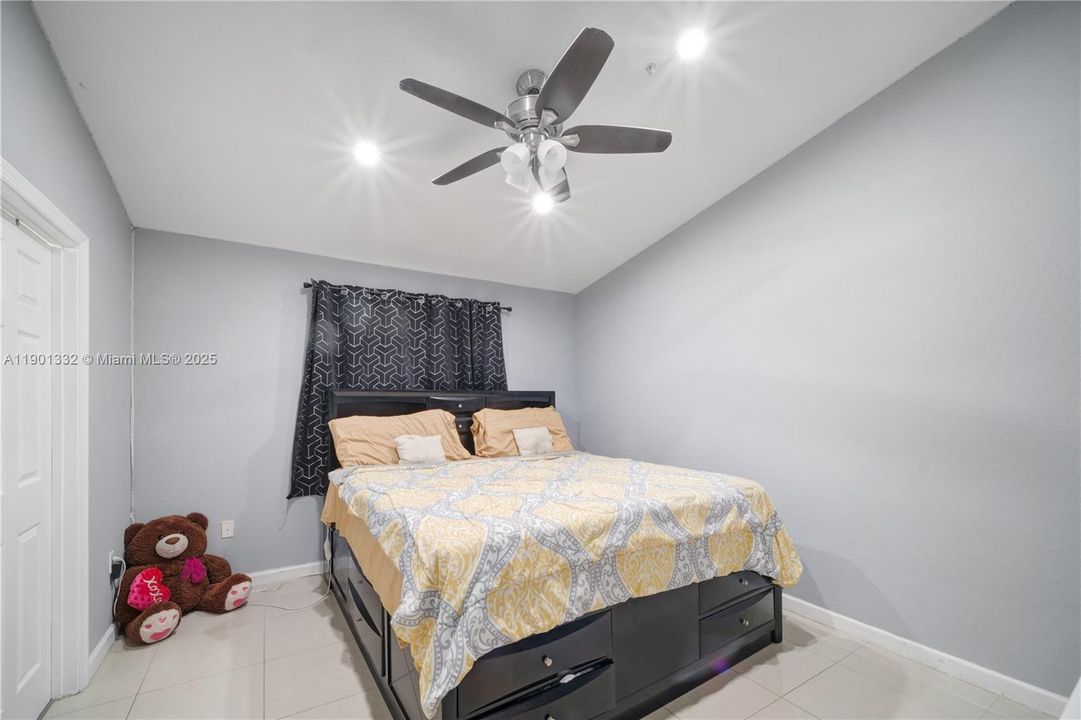 For Sale: $360,000 (3 beds, 2 baths, 1460 Square Feet)