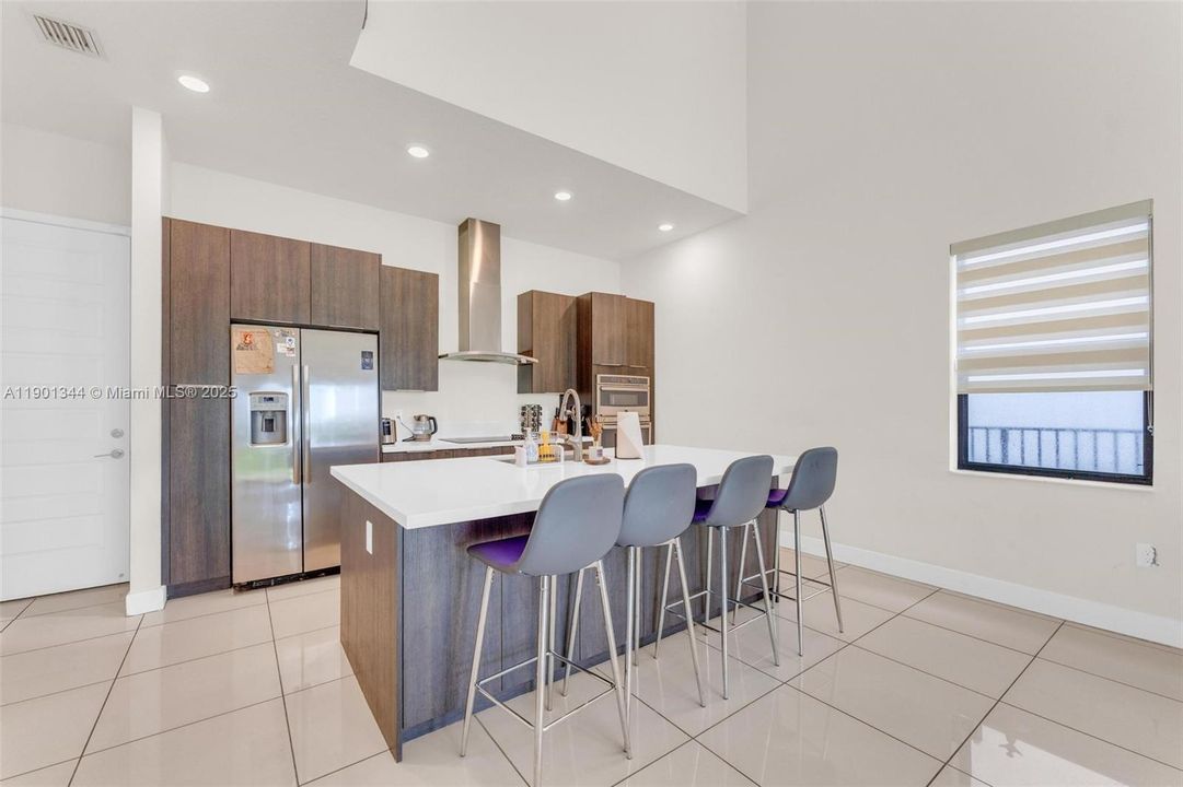 待售: $1,350,000 (5 贝兹, 3 浴室, 3050 平方英尺)