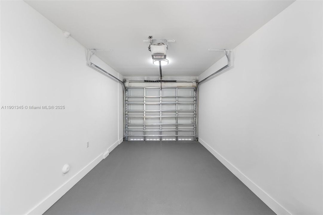 For Sale: $595,000 (4 beds, 2 baths, 1612 Square Feet)