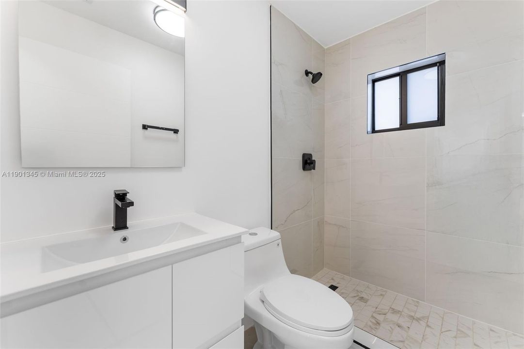 For Sale: $595,000 (4 beds, 2 baths, 1612 Square Feet)