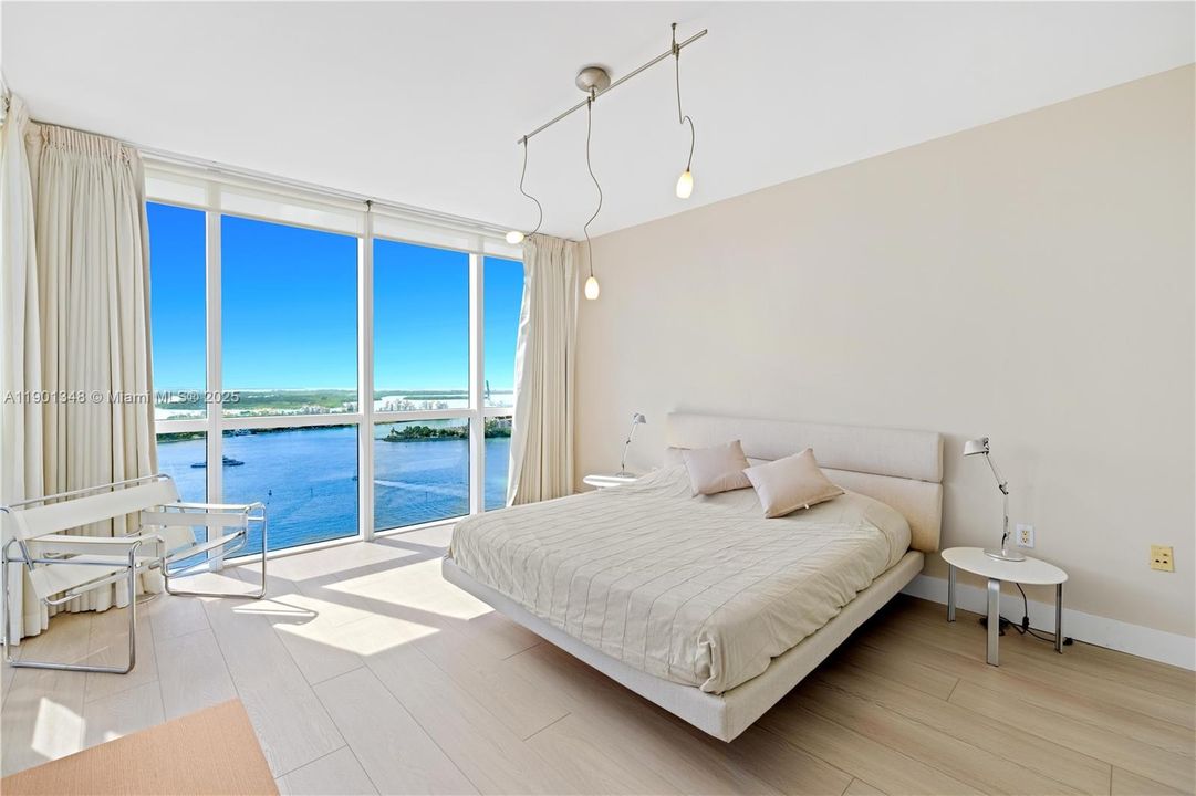 For Sale: $4,500,000 (2 beds, 3 baths, 2183 Square Feet)