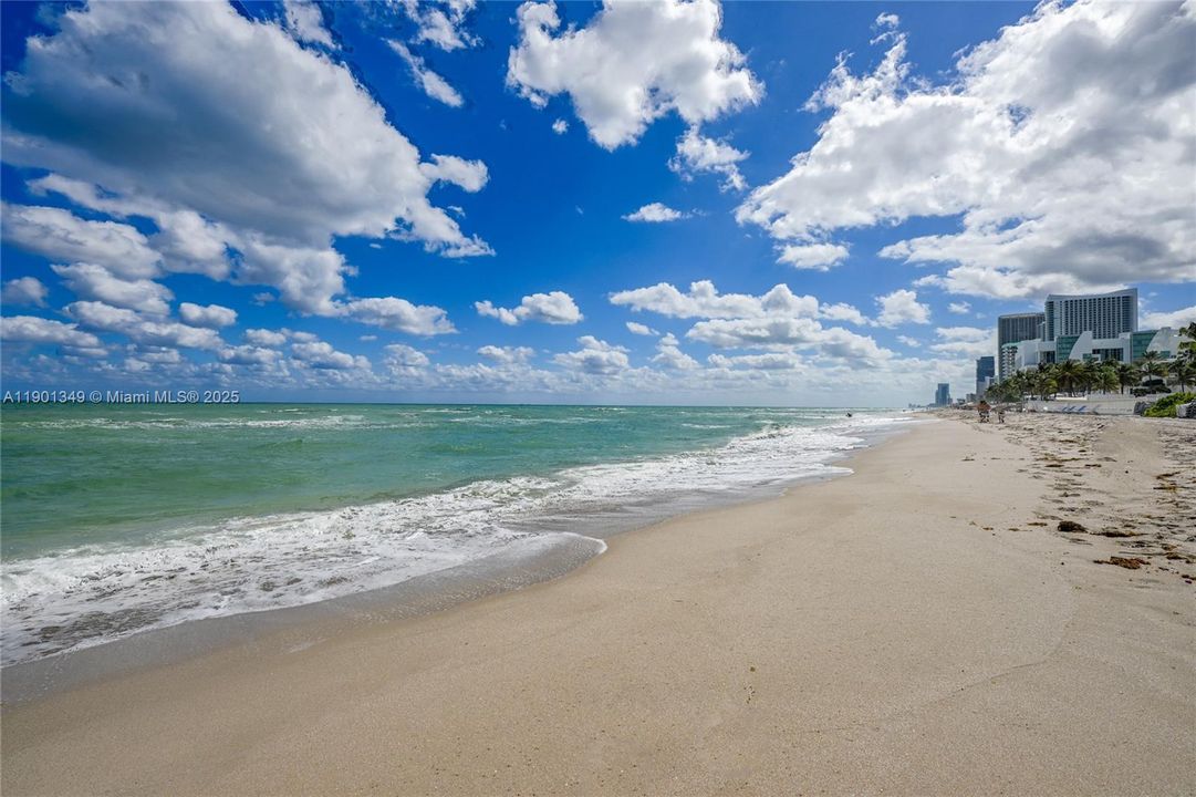 待售: $925,000 (2 贝兹, 2 浴室, 1251 平方英尺)