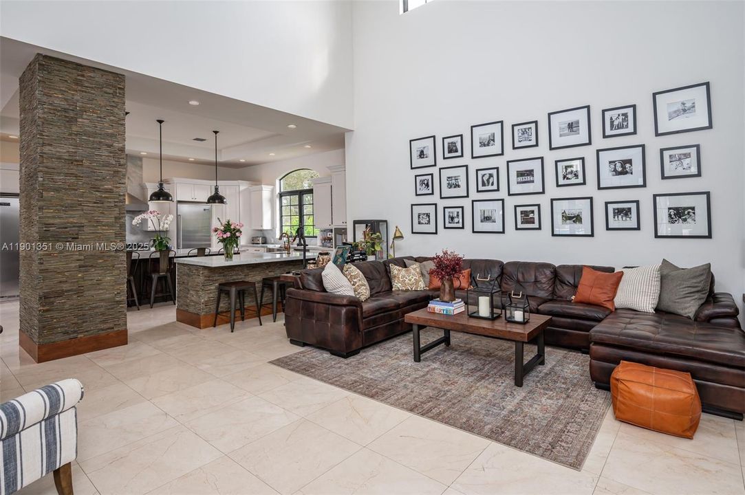 For Sale: $3,699,000 (6 beds, 5 baths, 4625 Square Feet)