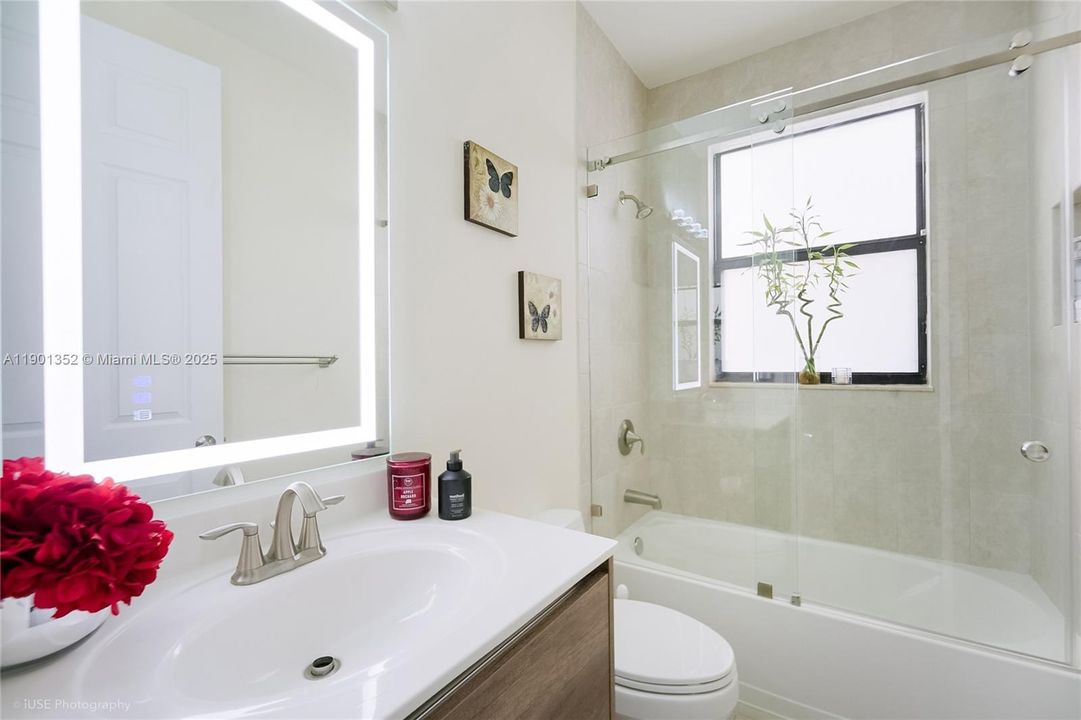 For Sale: $1,070,000 (4 beds, 3 baths, 2548 Square Feet)