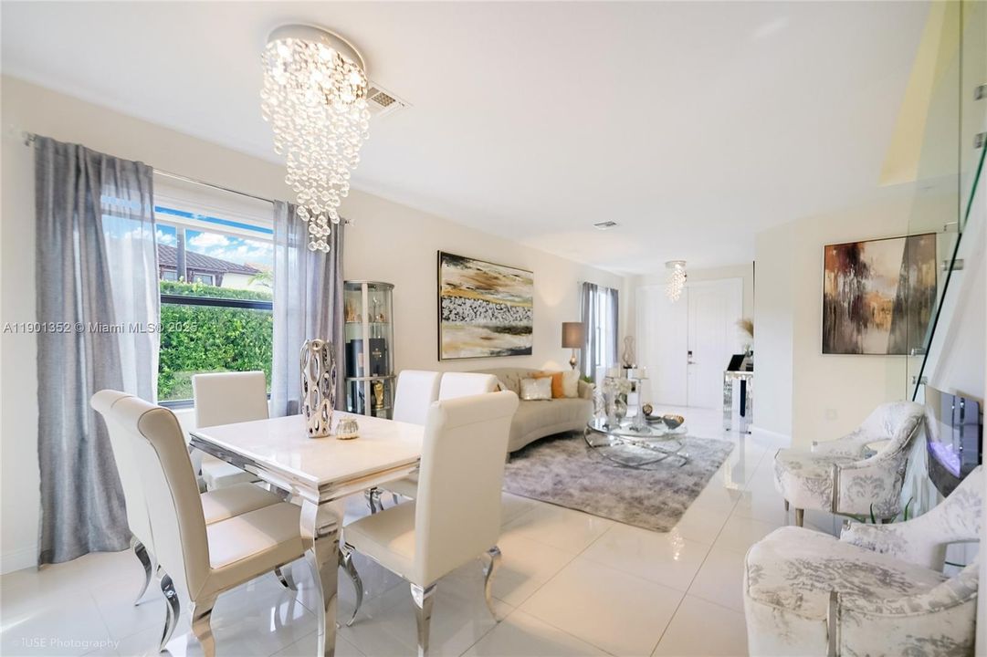 For Sale: $1,070,000 (4 beds, 3 baths, 2548 Square Feet)