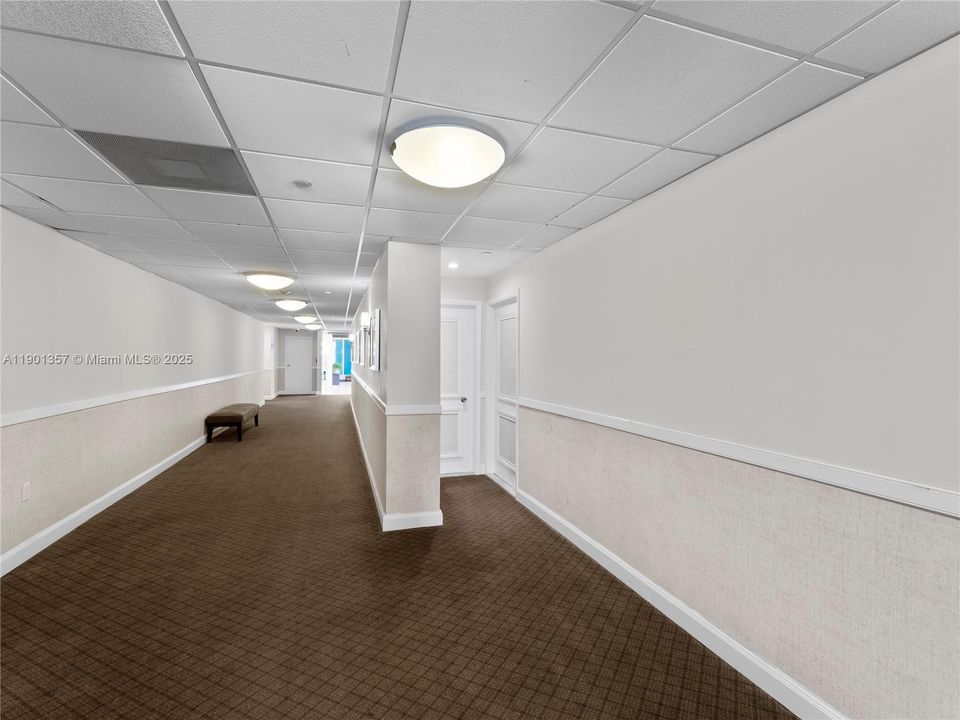 En Venta: $499,000 (1 camas, 1 baños, 950 Pies cuadrados)