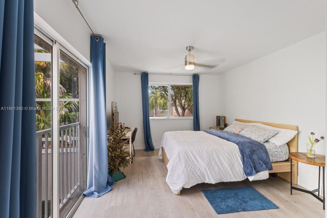 Recently Rented: $3,950 (3 beds, 2 baths, 1898 Square Feet)