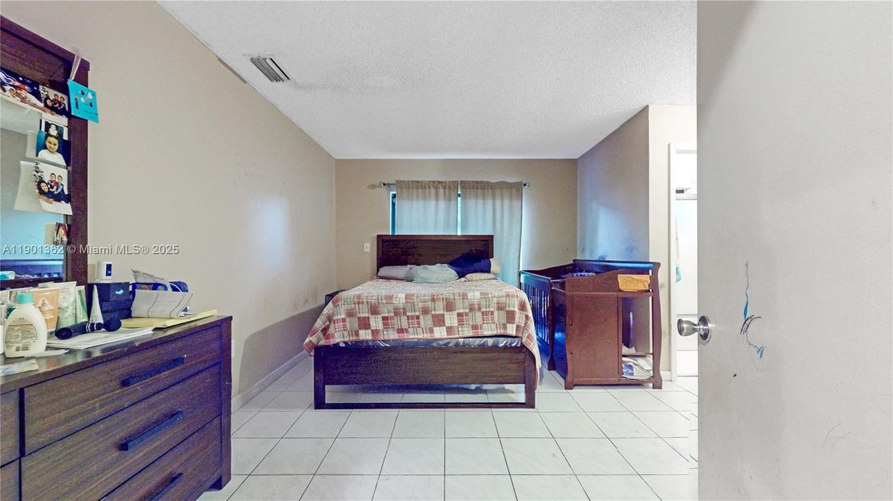 For Sale: $630,000 (4 beds, 2 baths, 1635 Square Feet)