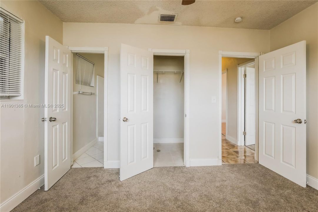 For Rent: $2,945 (3 beds, 2 baths, 1396 Square Feet)