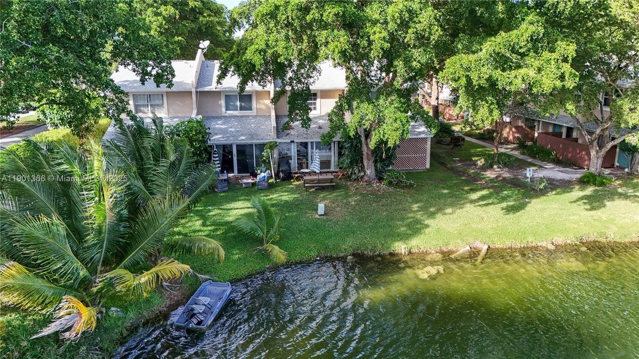 待售: $339,900 (2 贝兹, 1 浴室, 1224 平方英尺)