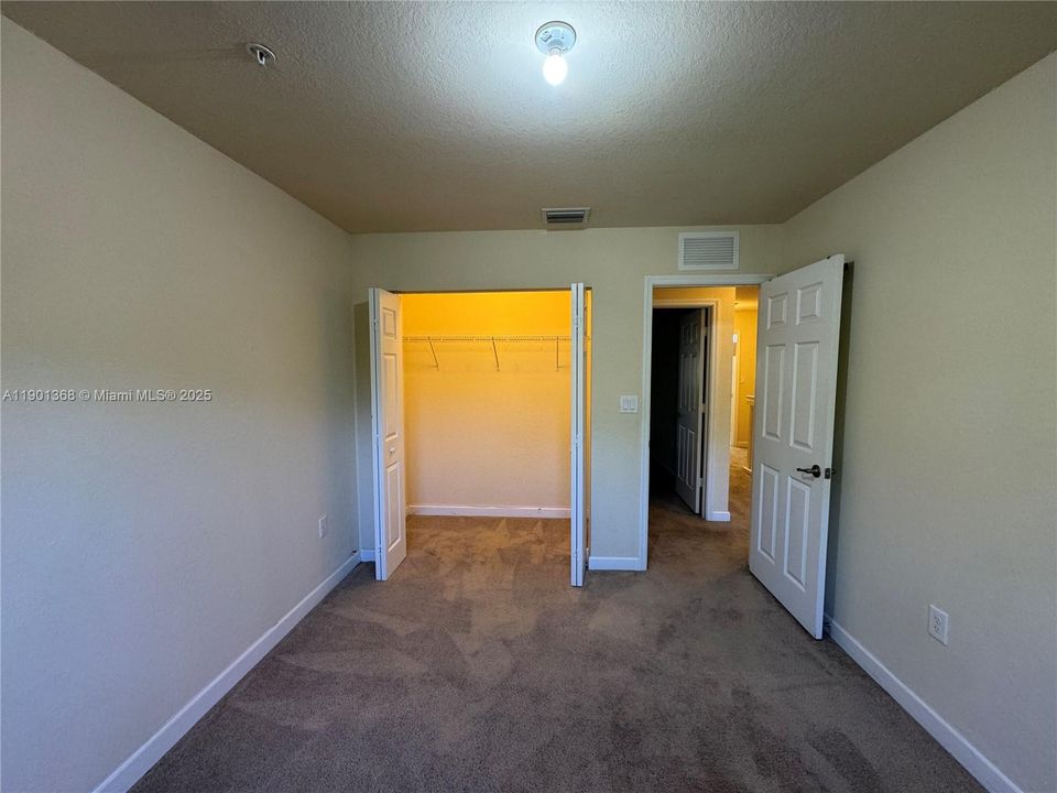 For Sale: $359,990 (3 beds, 2 baths, 1515 Square Feet)