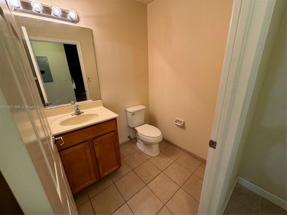 For Sale: $359,990 (3 beds, 2 baths, 1515 Square Feet)