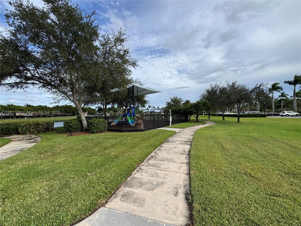 For Sale: $359,990 (3 beds, 2 baths, 1515 Square Feet)