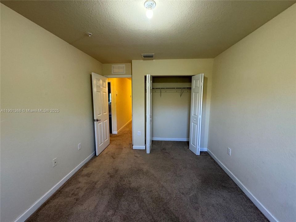 For Sale: $359,990 (3 beds, 2 baths, 1515 Square Feet)