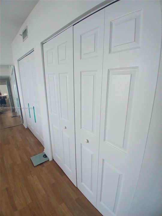 For Rent: $3,100 (2 beds, 2 baths, 1040 Square Feet)