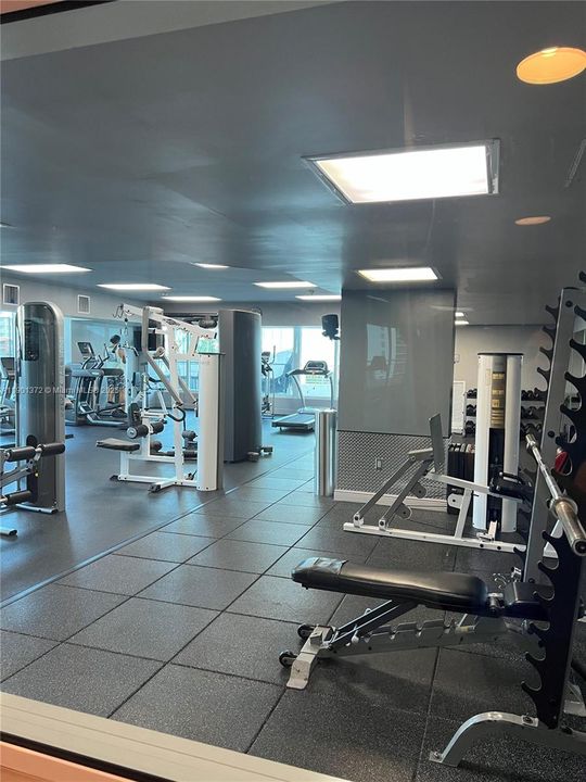 For Rent: $3,100 (2 beds, 2 baths, 1040 Square Feet)