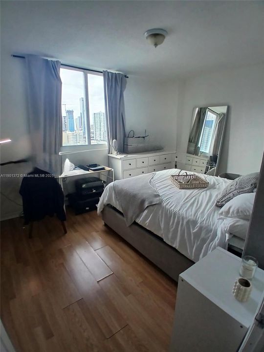 For Rent: $3,100 (2 beds, 2 baths, 1040 Square Feet)