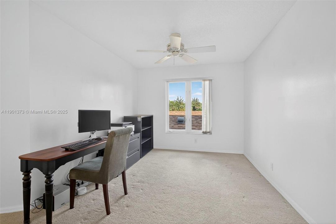 For Sale: $750,000 (3 beds, 2 baths, 2735 Square Feet)