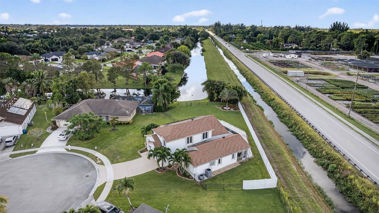 For Sale: $750,000 (3 beds, 2 baths, 2735 Square Feet)