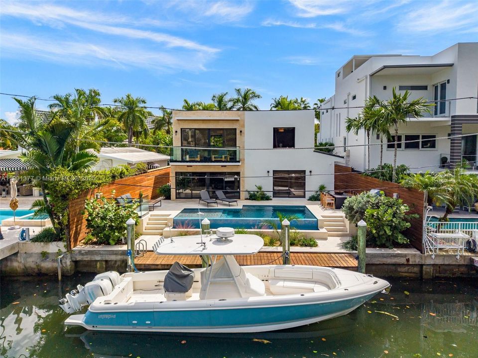 En Venta: $7,500,000 (4 camas, 4 baños, 3665 Pies cuadrados)