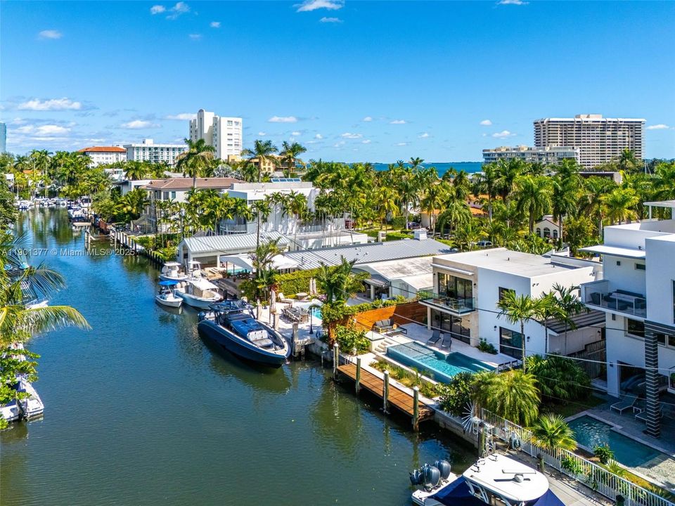 En Venta: $7,500,000 (4 camas, 4 baños, 3665 Pies cuadrados)