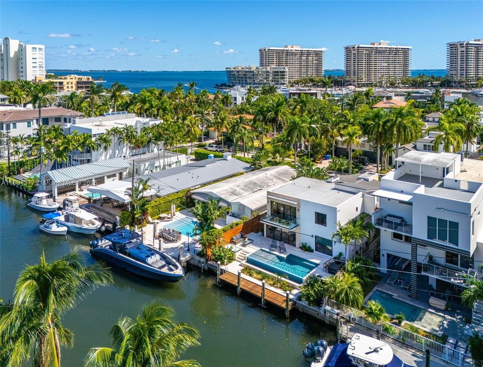 En Venta: $7,500,000 (4 camas, 4 baños, 3665 Pies cuadrados)