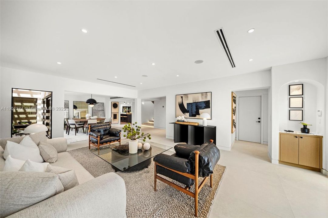 En Venta: $7,500,000 (4 camas, 4 baños, 3665 Pies cuadrados)