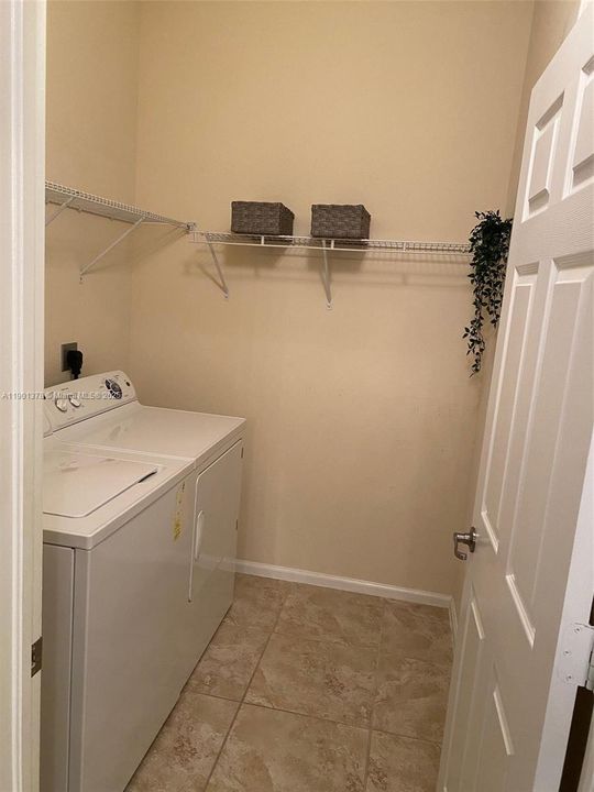 Active With Contract: $3,275 (3 beds, 2 baths, 1768 Square Feet)