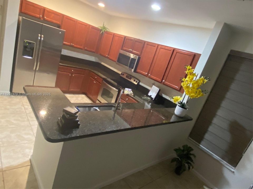 Active With Contract: $3,275 (3 beds, 2 baths, 1768 Square Feet)