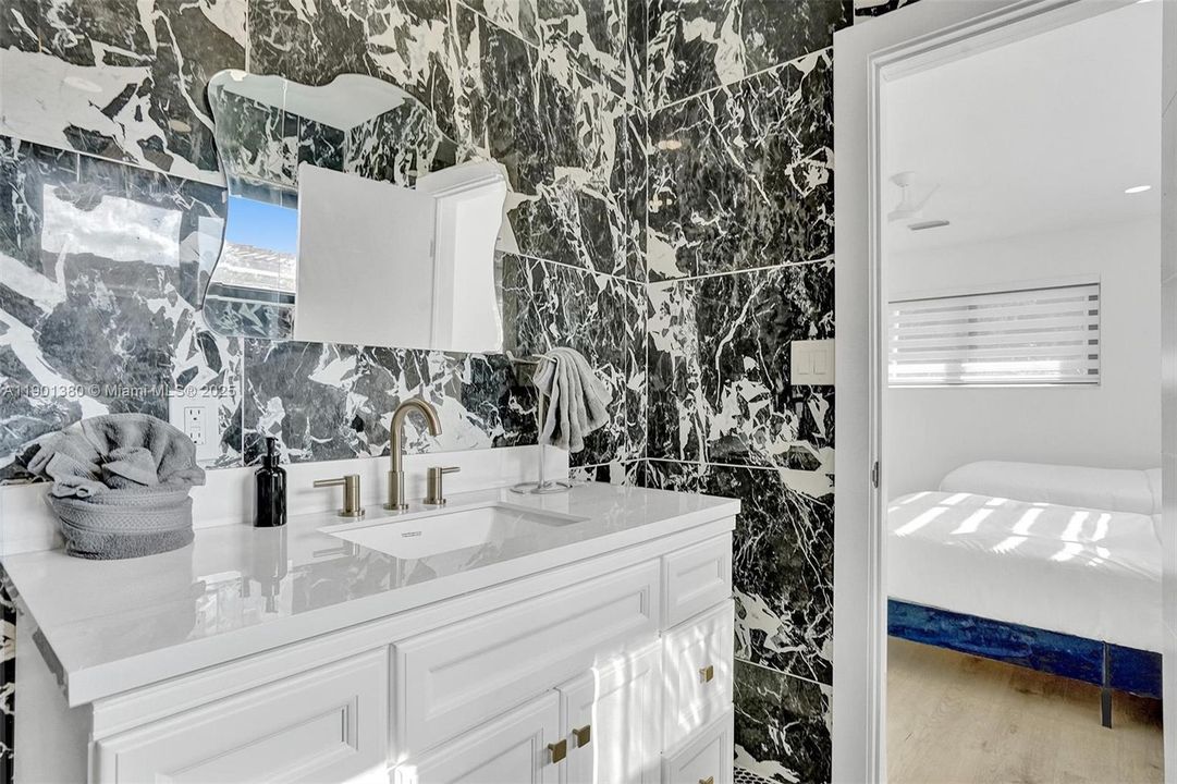 For Sale: $1,995,000 (7 beds, 4 baths, 3825 Square Feet)