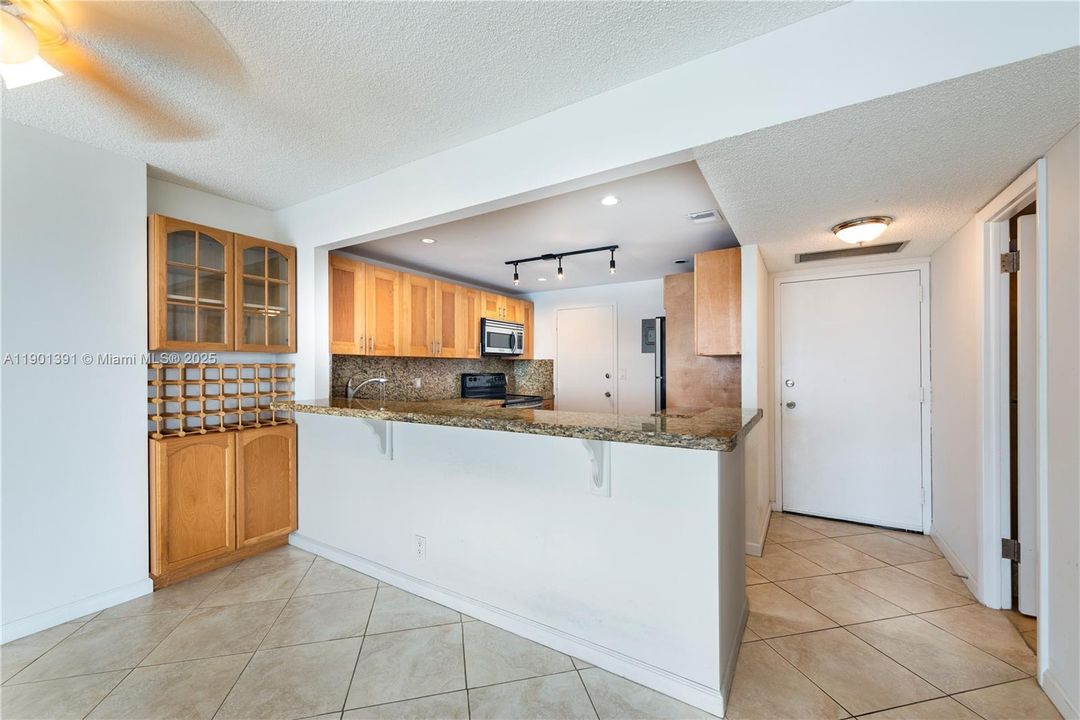Recently Sold: $249,000 (2 beds, 2 baths, 1150 Square Feet)