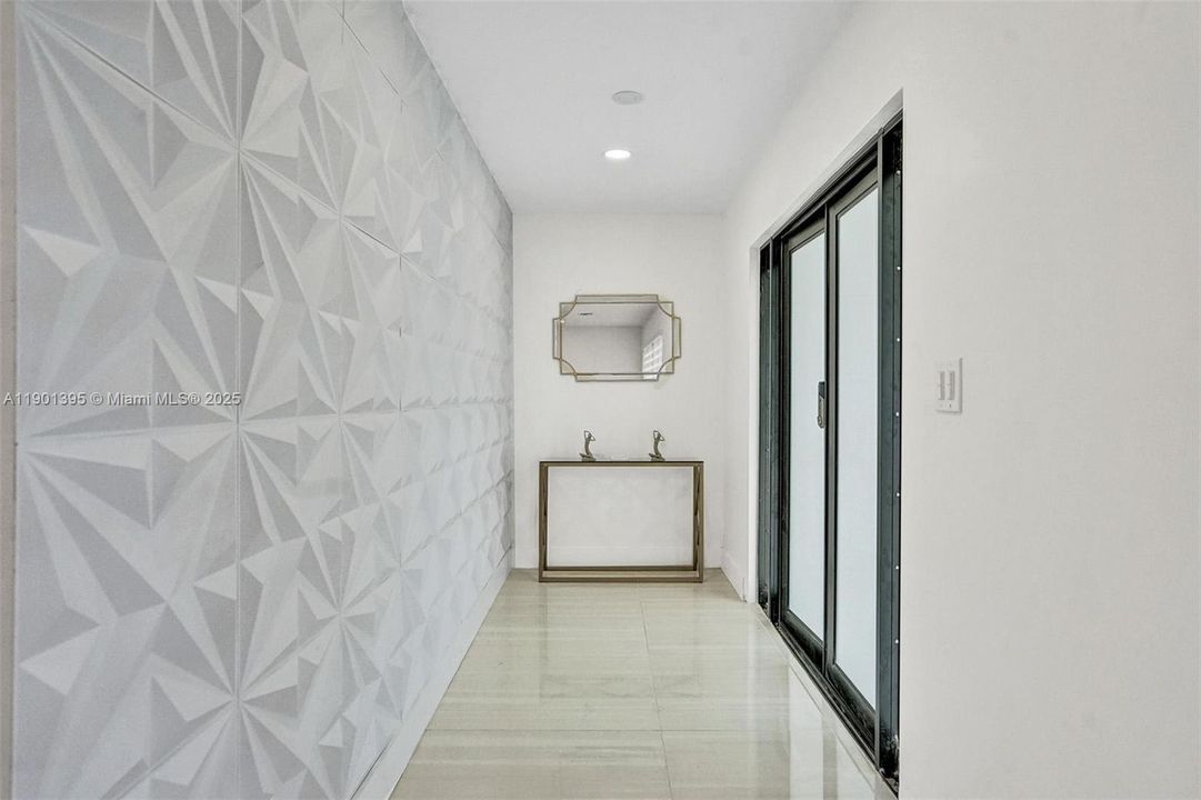 For Rent: $13,995 (8 beds, 4 baths, 3825 Square Feet)