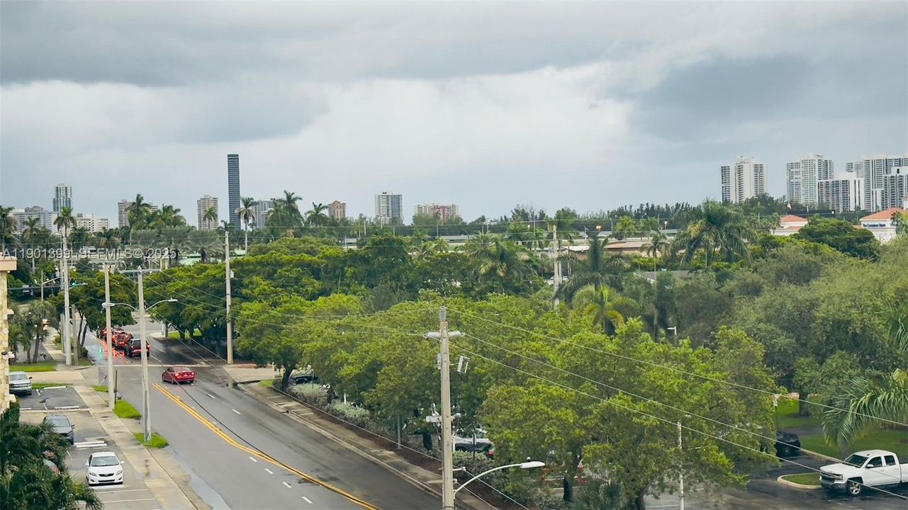 For Rent: $3,725 (3 beds, 2 baths, 1700 Square Feet)