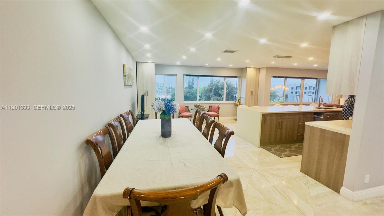 For Rent: $3,725 (3 beds, 2 baths, 1700 Square Feet)