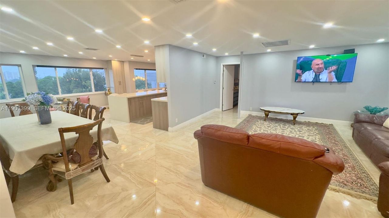 For Rent: $3,725 (3 beds, 2 baths, 1700 Square Feet)