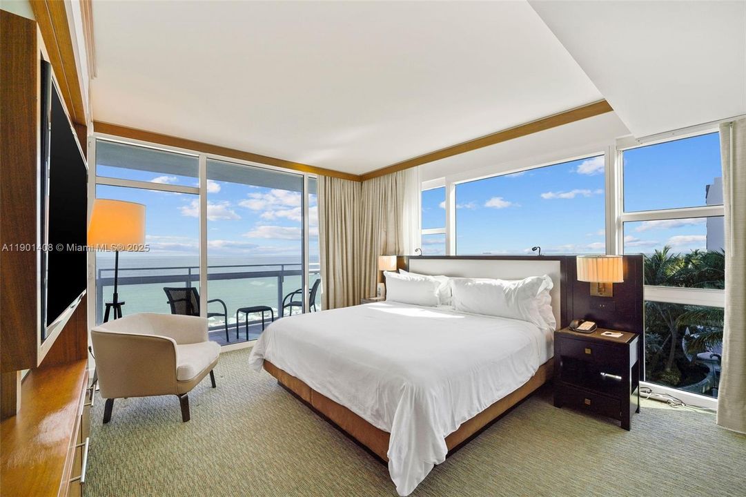 出租: $12,000 (2 贝兹, 2 浴室, 1285 平方英尺)