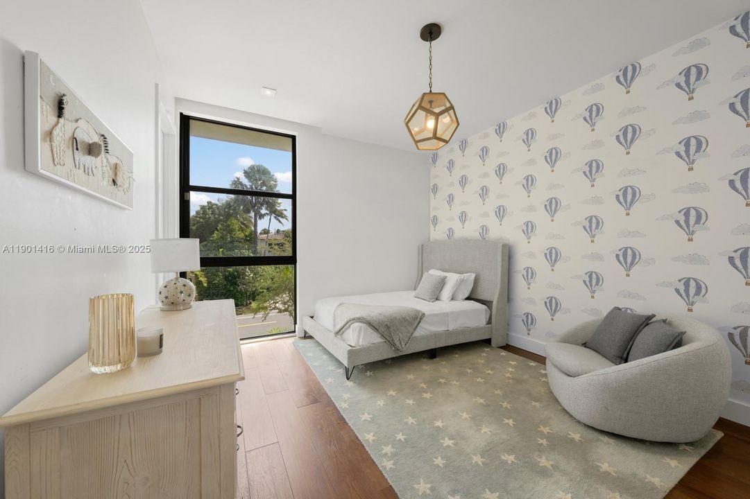 For Sale: $5,900,000 (4 beds, 4 baths, 4237 Square Feet)