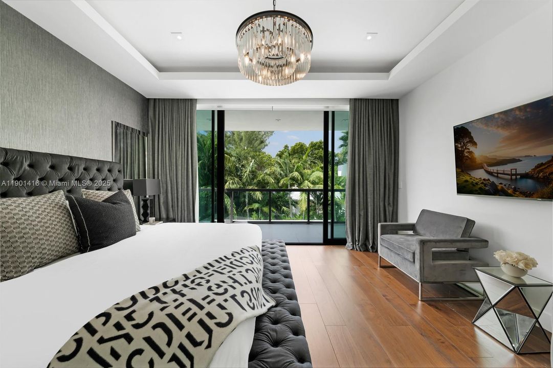 For Sale: $5,900,000 (4 beds, 4 baths, 4237 Square Feet)