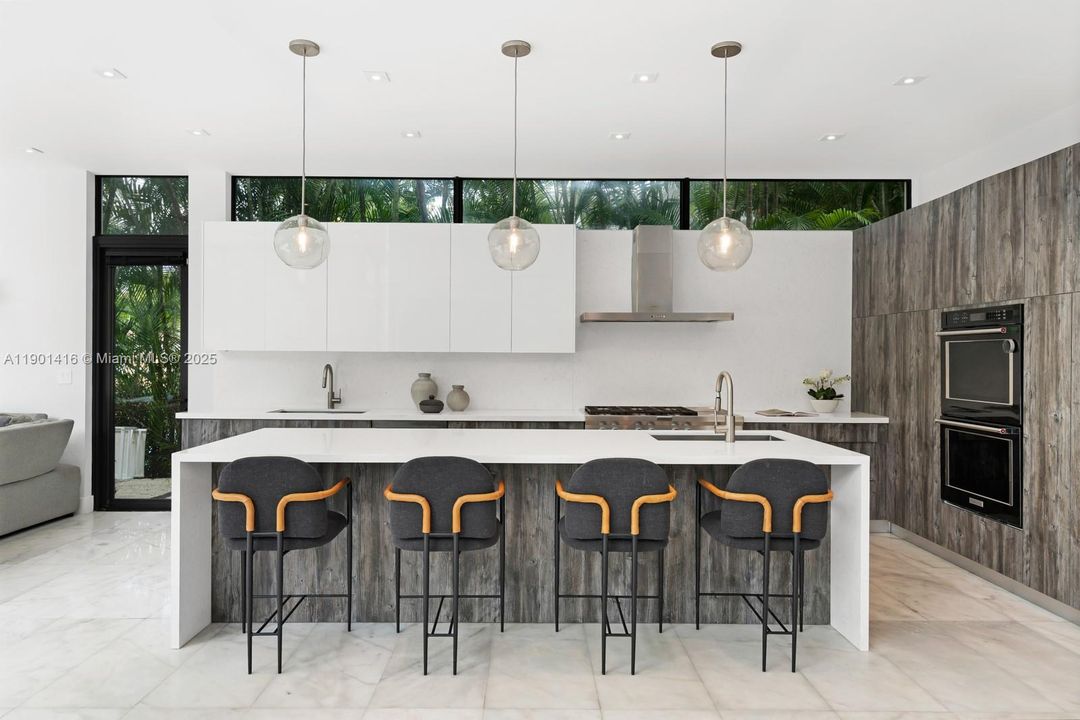 For Sale: $5,900,000 (4 beds, 4 baths, 4237 Square Feet)