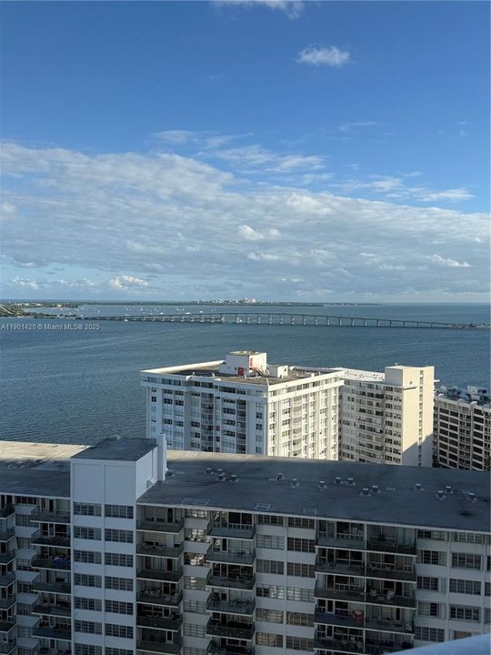 Recently Rented: $4,200 (2 beds, 2 baths, 1298 Square Feet)