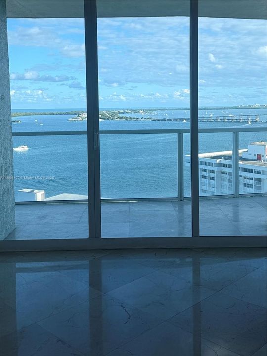 Recently Rented: $4,200 (2 beds, 2 baths, 1298 Square Feet)