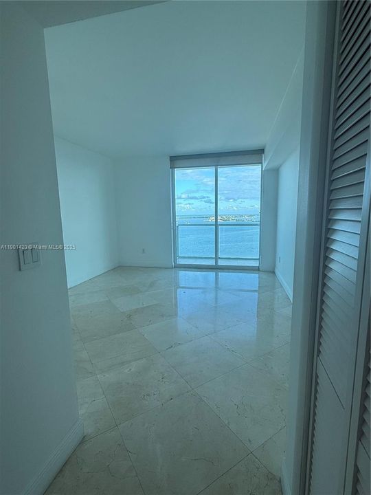 Recently Rented: $4,200 (2 beds, 2 baths, 1298 Square Feet)