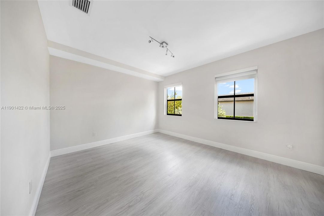 3rd bedroom upstairs