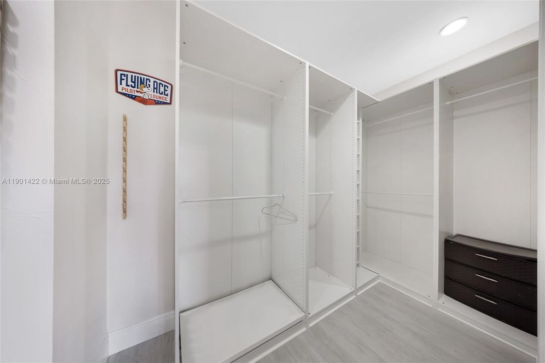 待售: $1,250,000 (4 贝兹, 4 浴室, 2878 平方英尺)