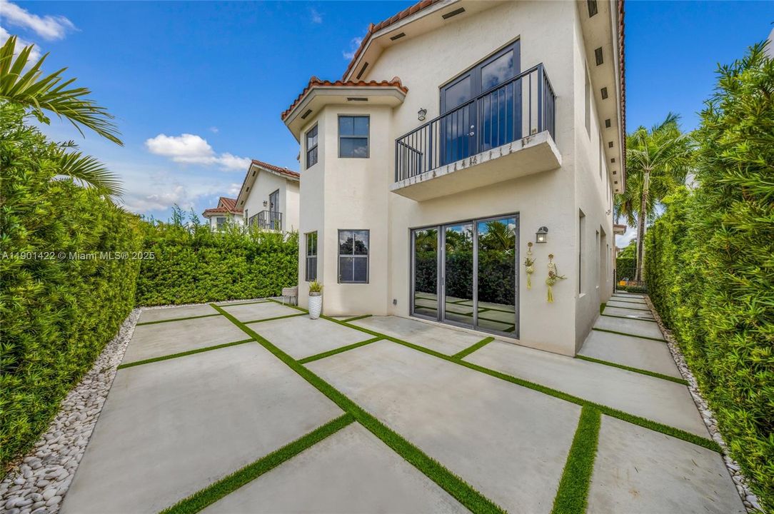 待售: $1,250,000 (4 贝兹, 4 浴室, 2878 平方英尺)