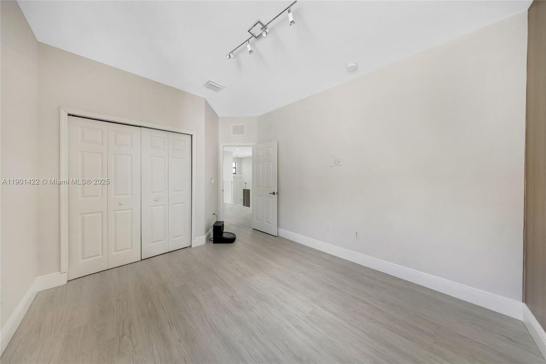 2nd bedroom upstairs