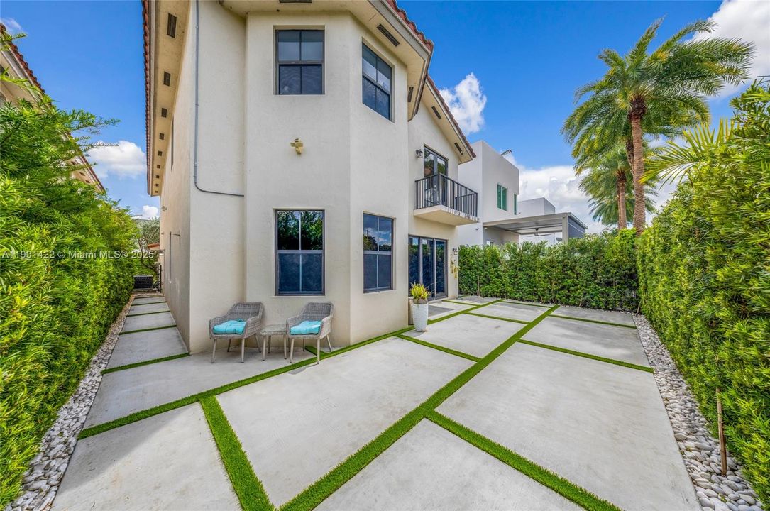 待售: $1,250,000 (4 贝兹, 4 浴室, 2878 平方英尺)