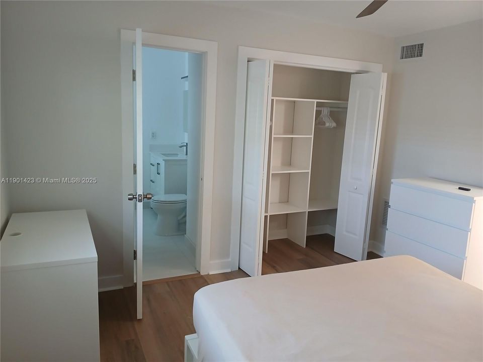 For Rent: $3,200 (3 beds, 3 baths, 1428 Square Feet)